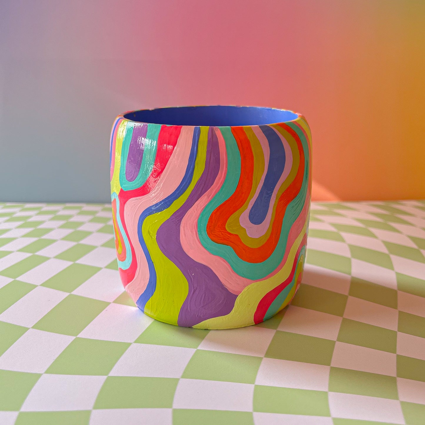 Rainbow Swirl Pot 🌈