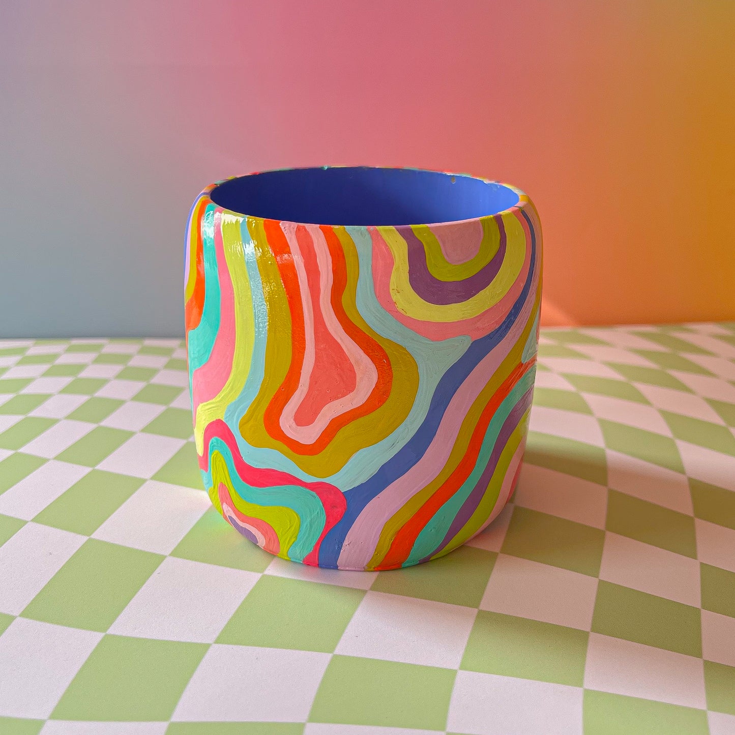 Rainbow Swirl Pot 🌈